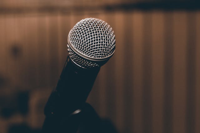 从初学者到专业人士：张弛声音教育的成长之路(图1)